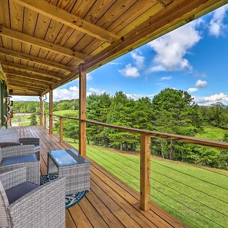 Marshall Mountain Retreat Lovely Vineyard Views!
